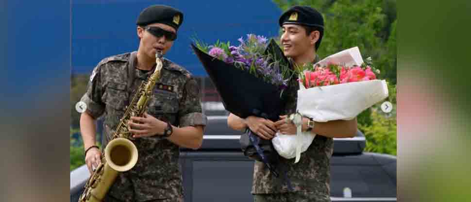 2 Integrantes de la banda BTS concluyen el servicio militar en Corea del Sur
