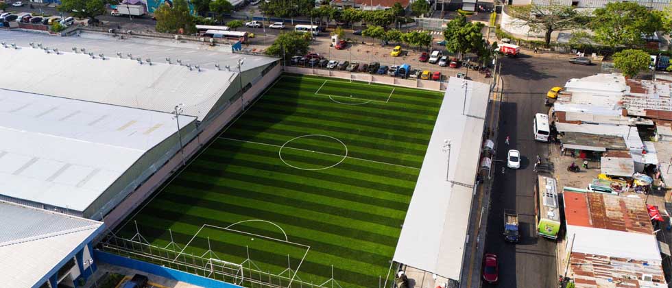 MOP entrega renovado mini estadio Elio Rodríguez en San Marcos