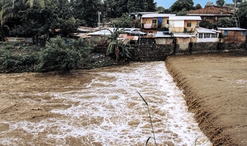 Emiten advertencia por probabilidad de inundaciones y desbordamientos en municipios de la zona oriental