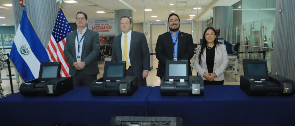 Embajada de E.E.U.U. dona al país cuatro detectores de explosivos