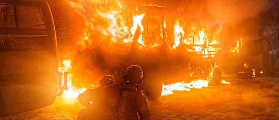 0 Lesionados tras incendio de dos autobuses en Antiguo Cuscatlán