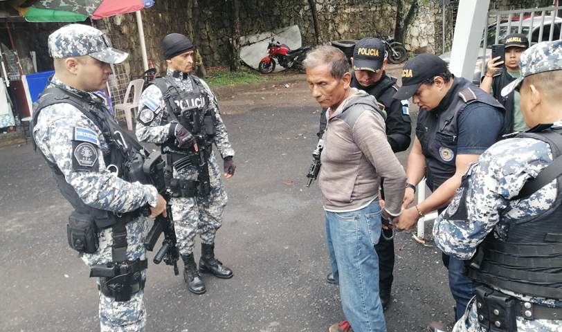 Salvadoreño con orden de captura es ubicado y expulsado de Guatemala