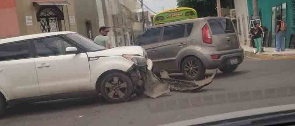 2 «Killers» Soul protagonizan aparatoso choque en zona céntrica de Santa Ana
