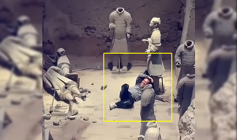 Turista salta a la fosa de Los Guerreros de Terracota en China y daña al menos dos de las figuras