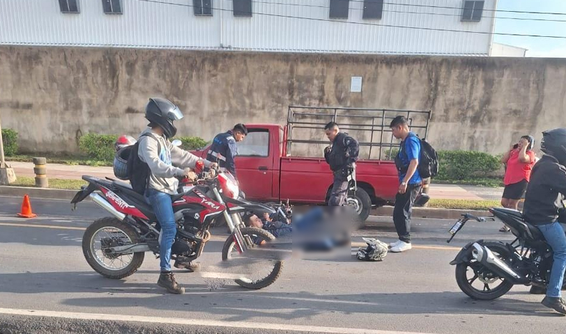 Biker resulta lesionado tras accidente en Opico, La Libertad
