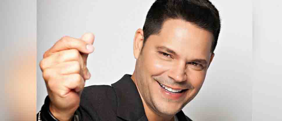 Rey Ruiz regresa a El Salvador en agosto