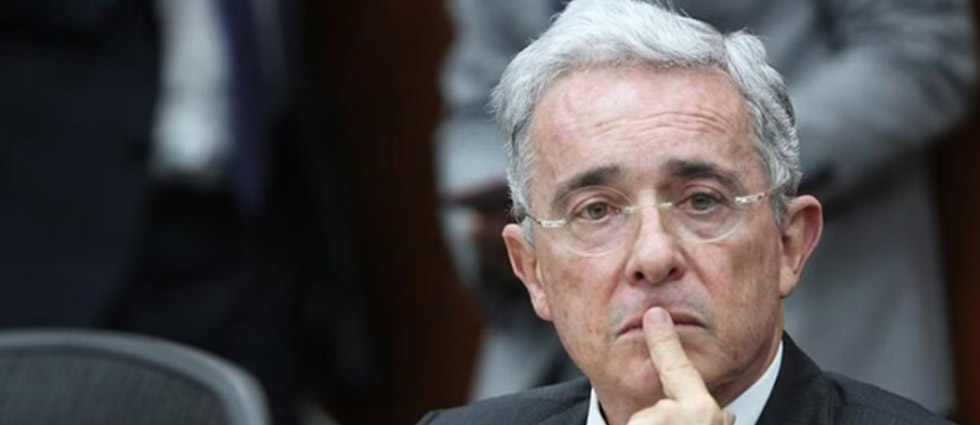 Expresidente Uribe, condenado a 08 años de cárcel… domiciliaria