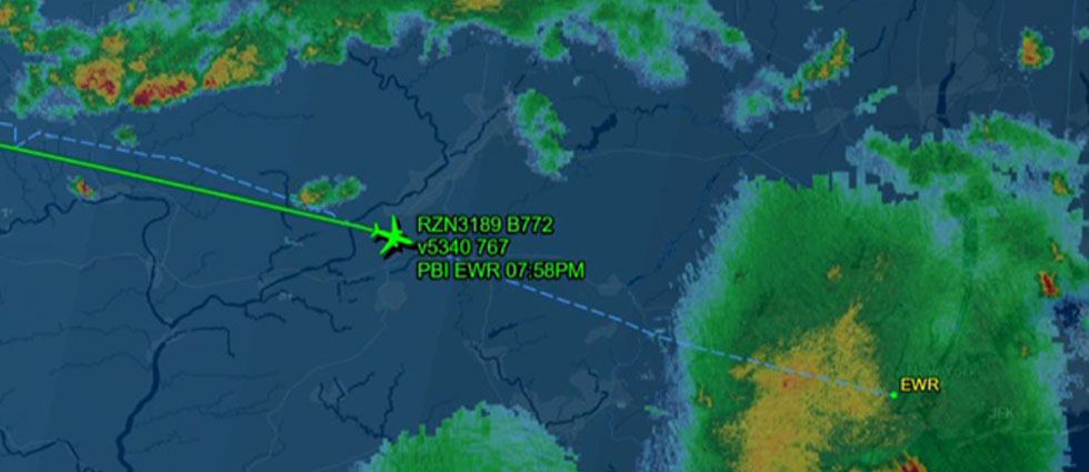 Avión del Madrid logra aterrizar tras dos horas sobrevolando por fuerte tormenta: la FIFA intervino