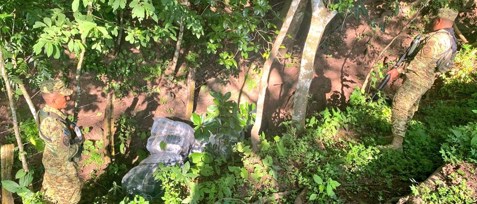 Ubican paquetes de hierba seca abandonados en un “punto ciego” en Metapán