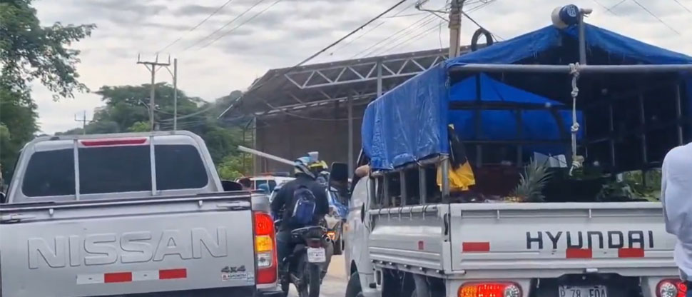 4 empleados reciben fuerte descarga eléctrica cerca de ferretería en Metapán