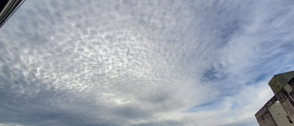 Hubo advertencia desde temprano: cielos “petateados” antecedieron fuertes sismos de esta tarde