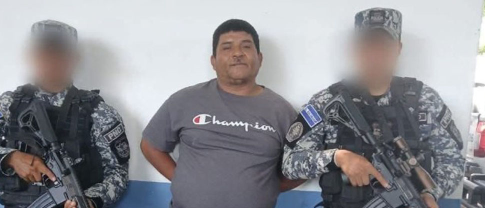 PNC captura a sujeto por llevar droga en Santa Ana