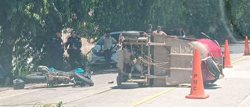 Biker y mototaxi impactan este miércoles en Texistepeque