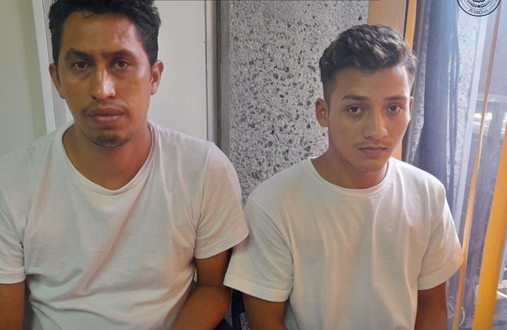 Sujetos que vendían cigarrillos de contrabando en Santa Ana son llevados ante la justicia