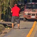 VIDEO: Denuncian a hombre por destruir la ciclovía en bypass de Usulután