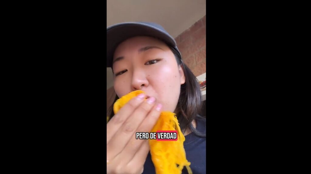 Tiktoker japonesa se enamora de los mangos salvadoreños y pide que los exporten a su país