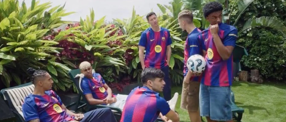 Lamine Yamal: «esta huele a champions, hermano» refiriéndose a la nueva camisa del Barcelona