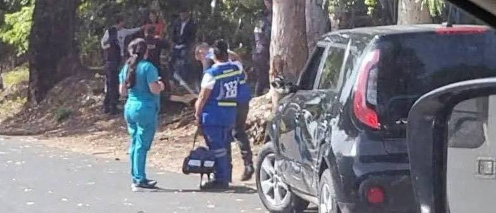 Conductor de una “Killer Soul” casi le quita la vida a un motociclista en Texistepeque