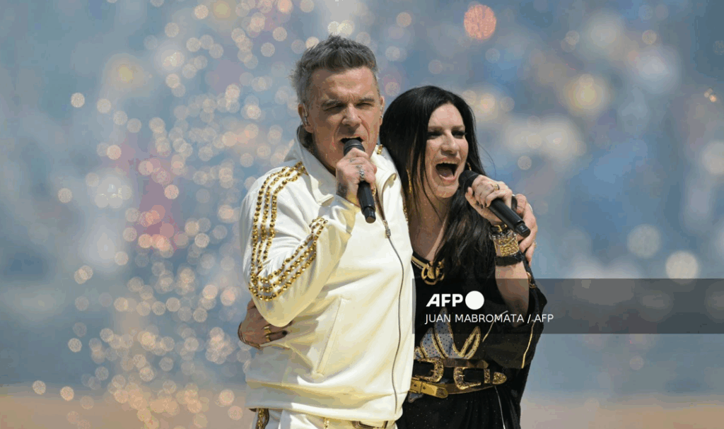 Mundial de Clubes: Laura Pausini y Robbie Williams emocionan al mundo tras su interpretación antes de la final