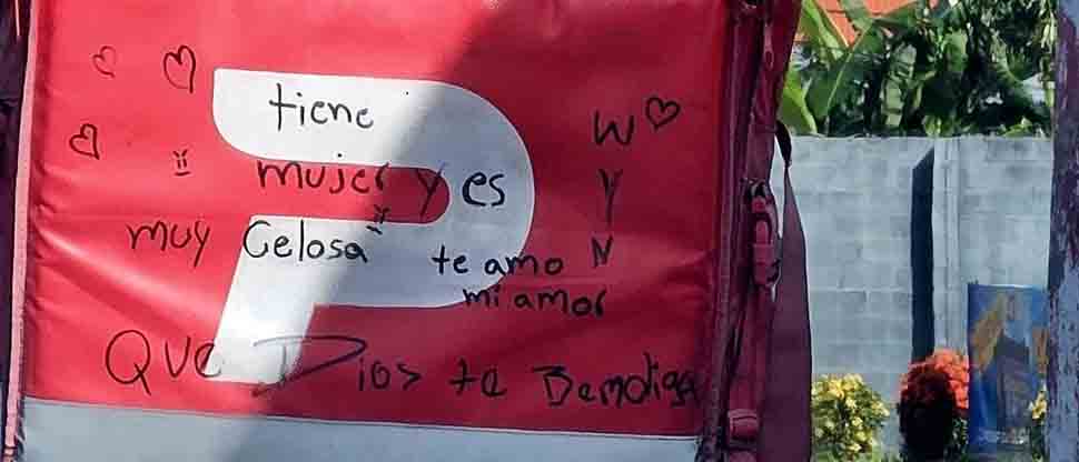Salvadoreña cuida de su delivery y manda el siguiente mensaje: «tiene mujer y es muy celosa»