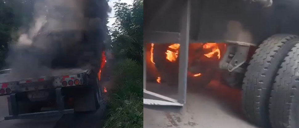 Reportan rastra incendiada en carretera hacia Santa Ana