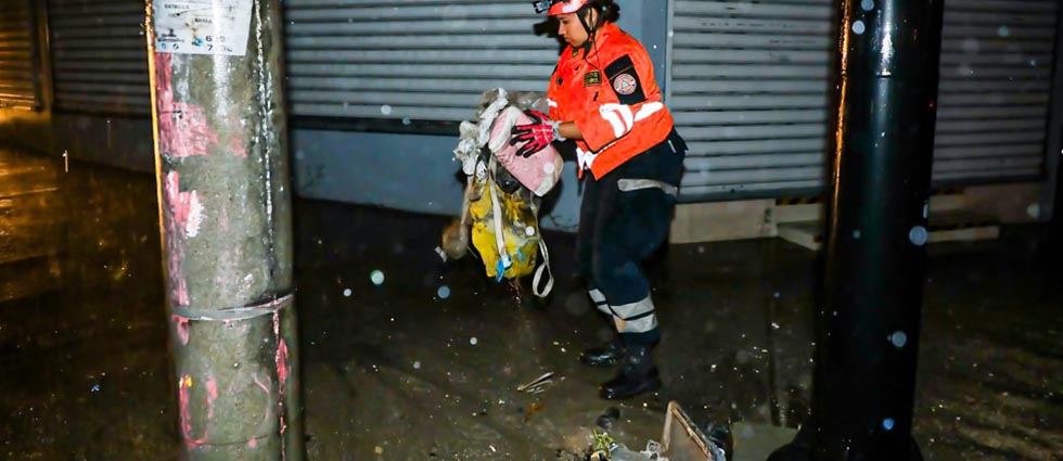 «La lluvia en sí no representa el principal problema ante las inundaciones urbanas, sino la basura»: Protección Civil