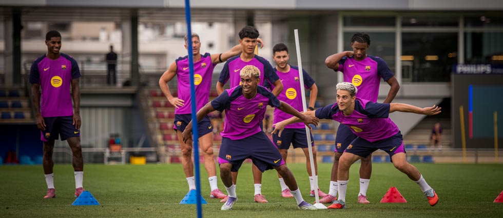 El Barcelona visitará mañana al recién ascendido Levante ¿Podrá ganar sin polémicas?