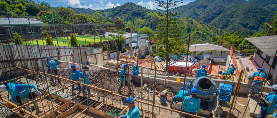 DOM avanza en la construcción de plaza comercial en San Fernando, Chalatenango