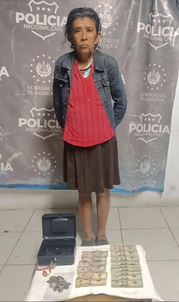 Capturan a mujer por hurtar una caja con dinero en agromercado de San Martín