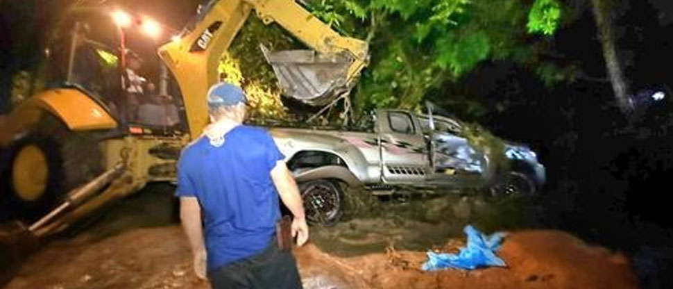 Pareja de esposos pierde la vida intentado cruzar una quebrada crecida en Baja Verapaz, Guatemala
