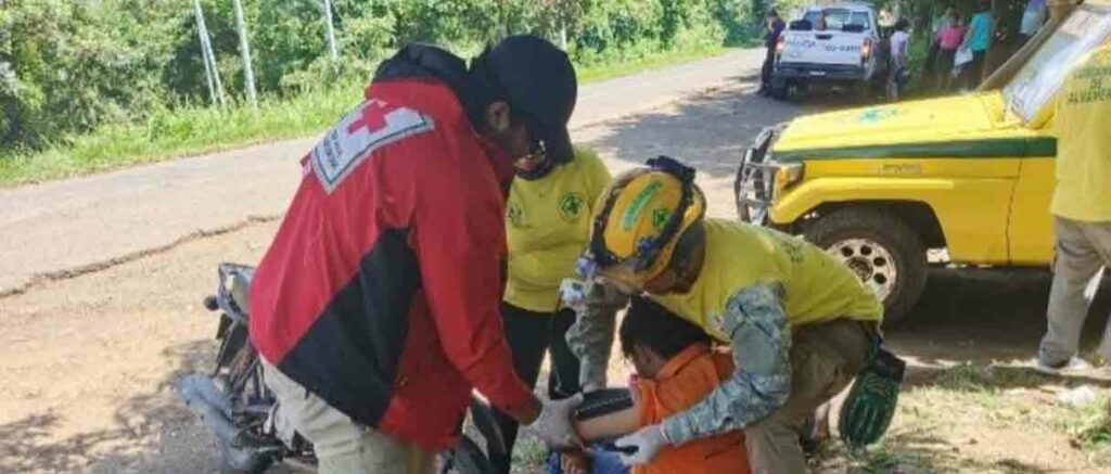 Biker atropella a una mujer  y lesiona a su acompañante en Usulután