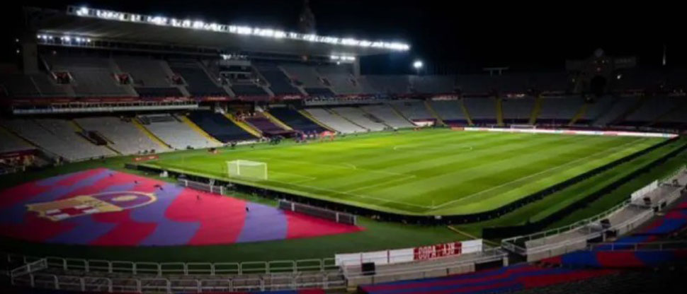 UEFA da luz verde al Barcelona para jugar el primer partido de Champions como visitante