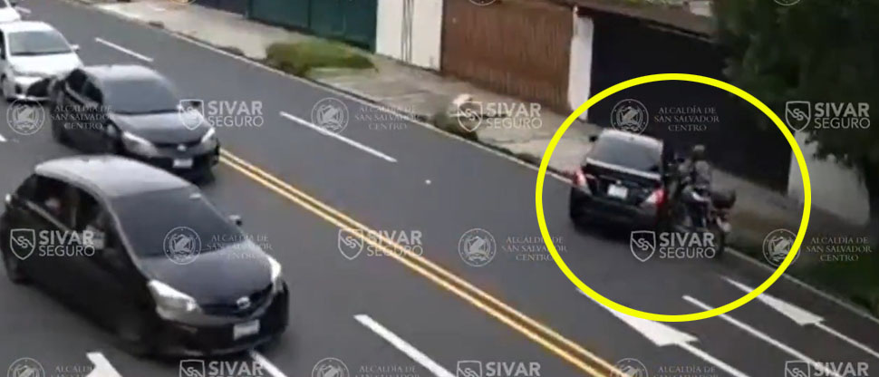 Conductor hace un giro indebido y ocasiona accidente de tránsito en La Bernal