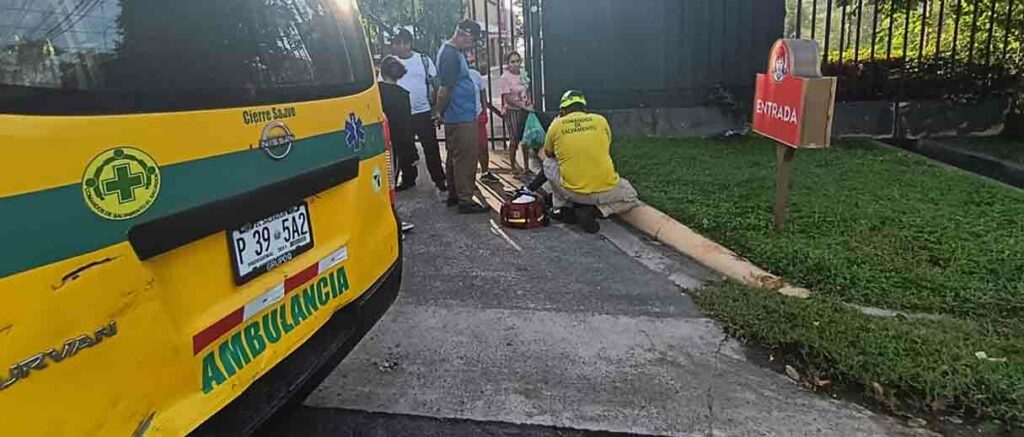 Busero de la ruta 117 atropella a peatón en Aguilares