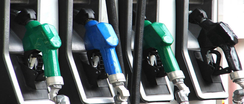 ¡Atención! Mañana entran en vigencia nuevos precios de combustibles en El Salvador