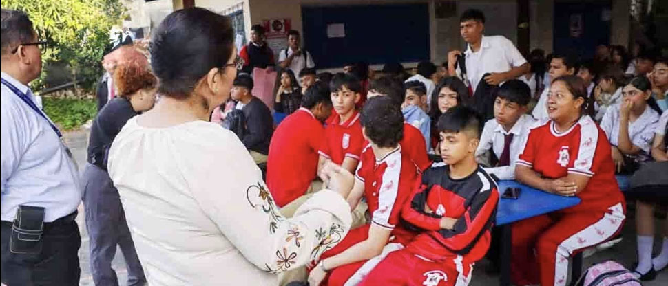 Estudiantes que incumplieron disposiciones disciplinarias participaron en charla correctiva