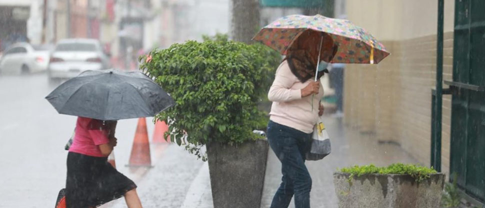 MARN alerta a la población por paso de onda tropical a partir del viernes