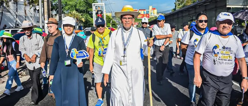 Inicia octava peregrinación hacia la cuna de San Óscar Romero