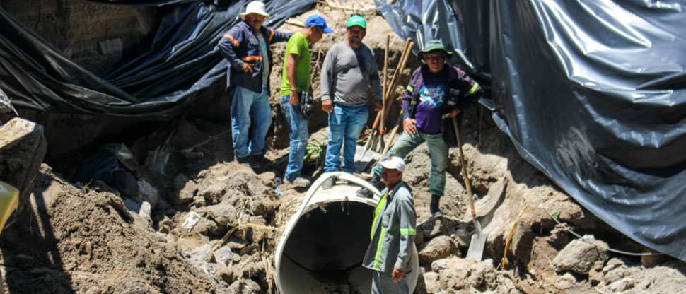 Continúan los trabajos con maquinaria pesada en la colonia Santa Gertrudis