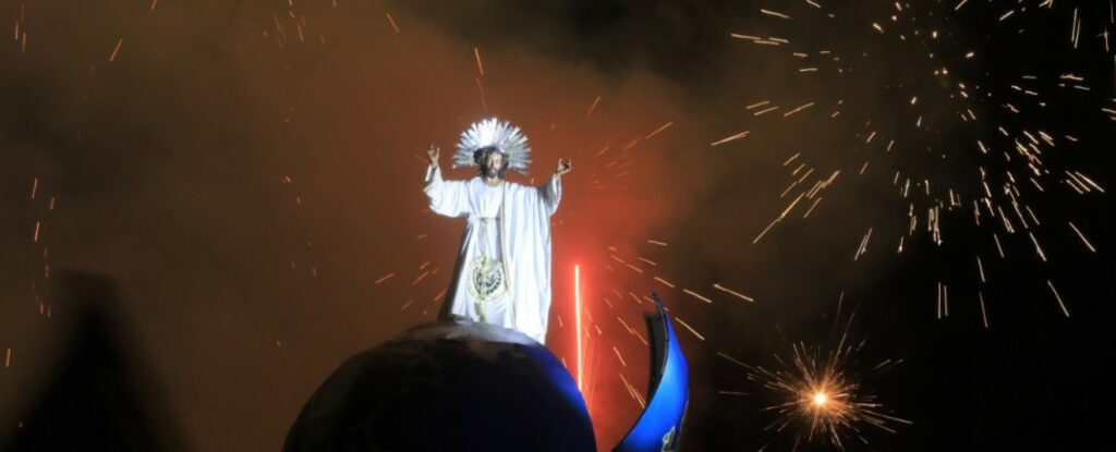 Así se vivió la Transfiguración del Divino Salvador del Mundo