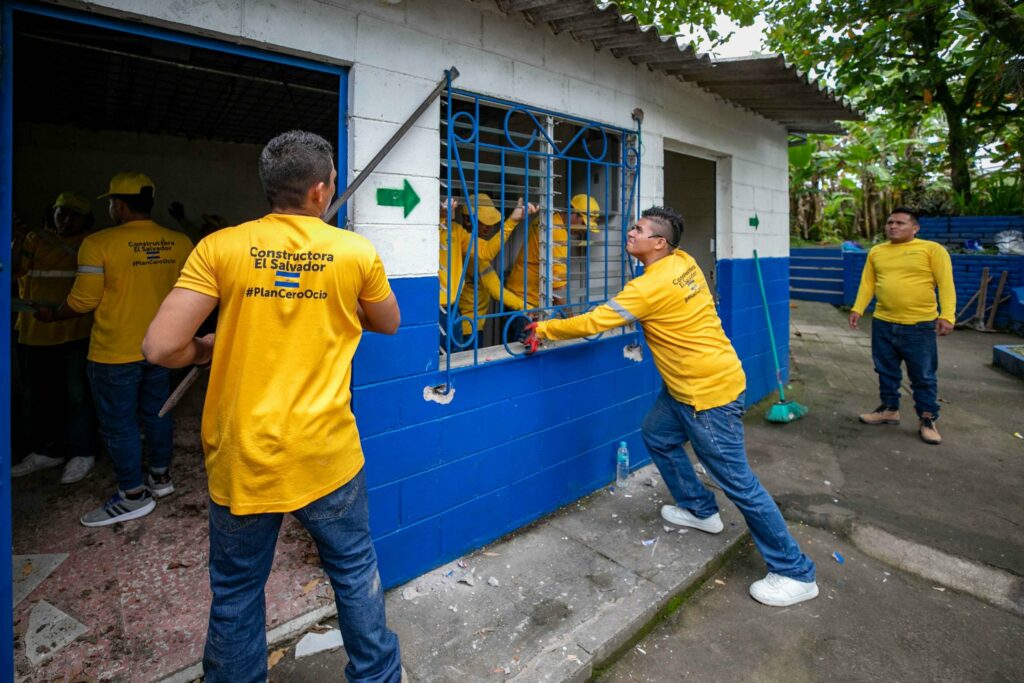 Plan Dos Escuelas por Día reconstruye 218 centros escolares a nivel nacional