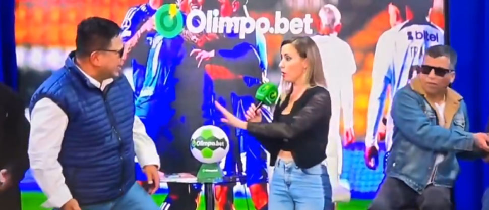 Periodistas deportivos se agarran a golpes en plena transmisión en vivo