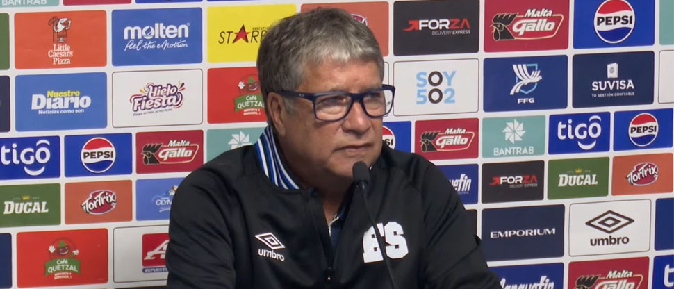 DT de La Selecta deja callado a periodista chapín que lo acusó de ensuciar el juego y perder tiempo 