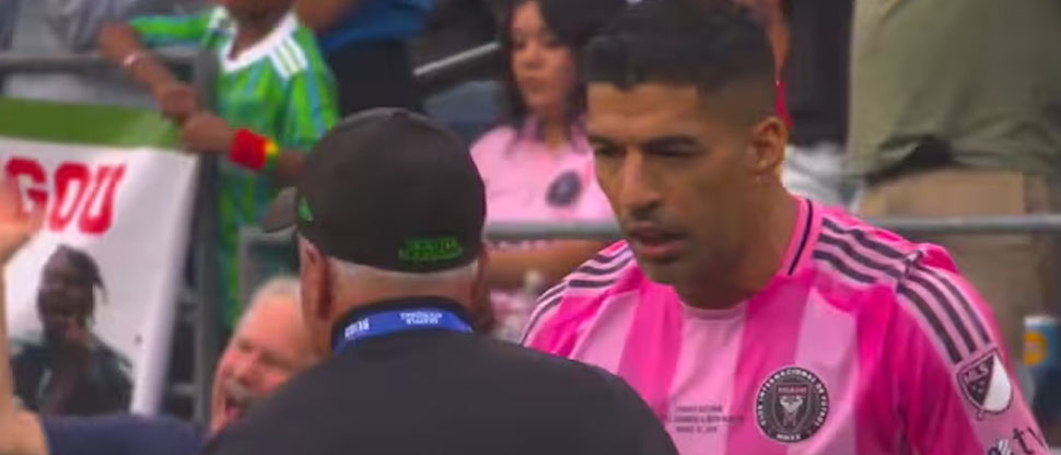 Luis Suárez recibe dura sanción tras escupir a un miembro del Seattle Sounders
