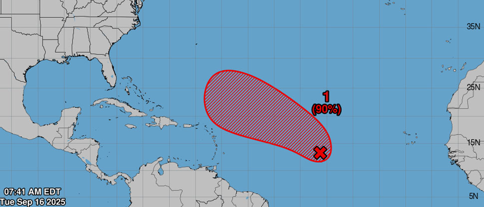 Vigilan dos sistemas con altas probabilidades de desarrollo ciclónico