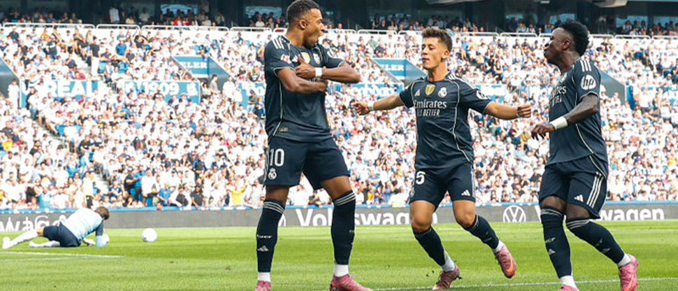 Con un jugador menos el Real Madrid impone su jerarquía en Anoeta