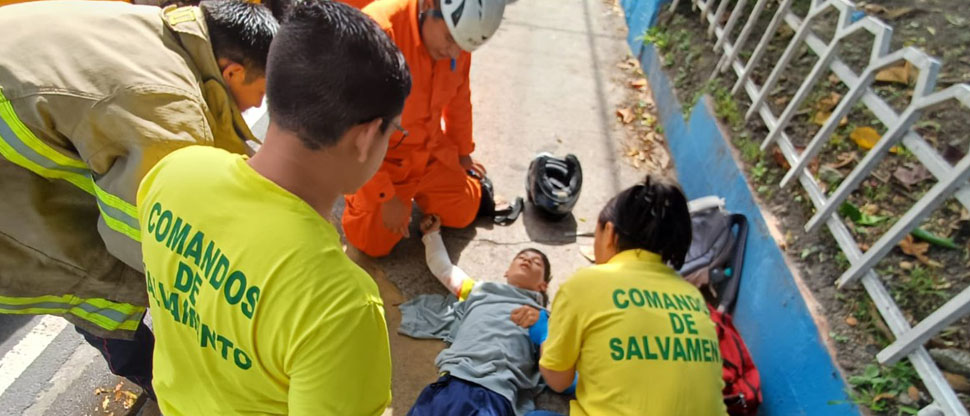 Motociclista queda lesionado tras accidentarse en Carretera Panamericana