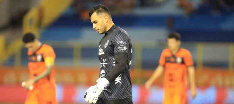 FIFA sanciona a Águila y no podrá inscribir en las próximas ventanas de fichajes