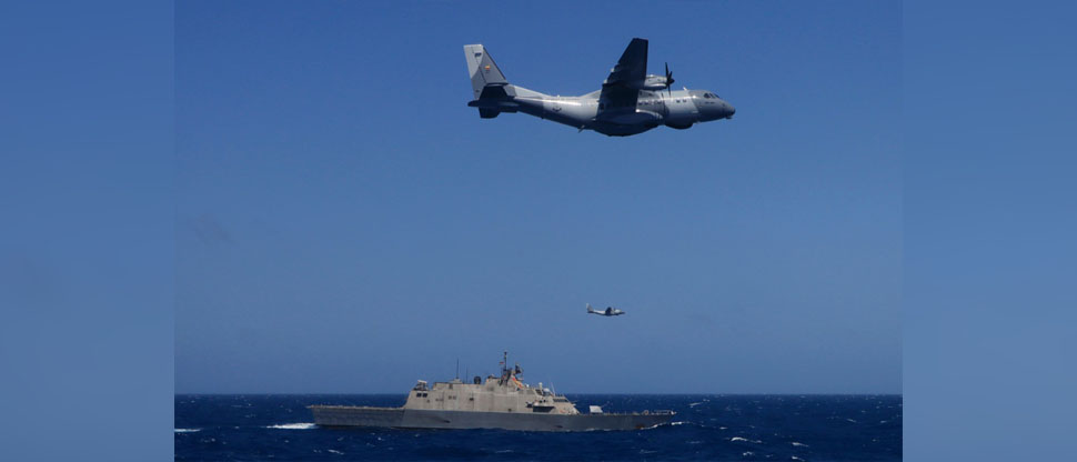 Trump advierte con derribar aviones venezolanos si sobrevuelan cerca de buques estadounidenses