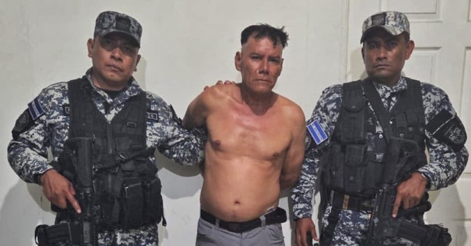 Capturan a sujeto que apuñaló a un hombre y una mujer en Santa Cruz Michapa